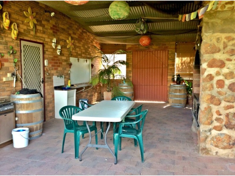 811 Edwards Road, Marong VIC 3515