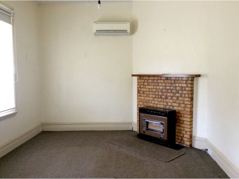 8 Baden Street, White Hills VIC 3550