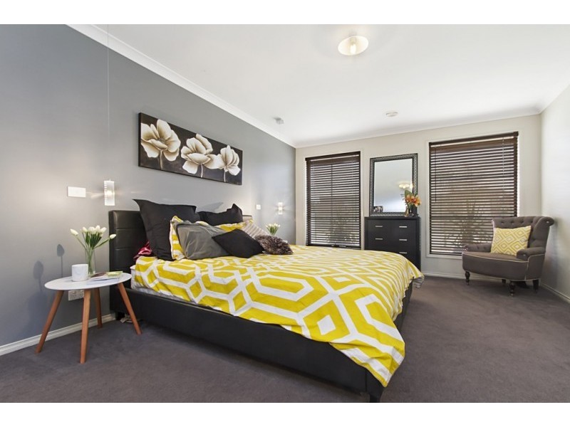 13 Therese Way, Maiden Gully VIC 3551