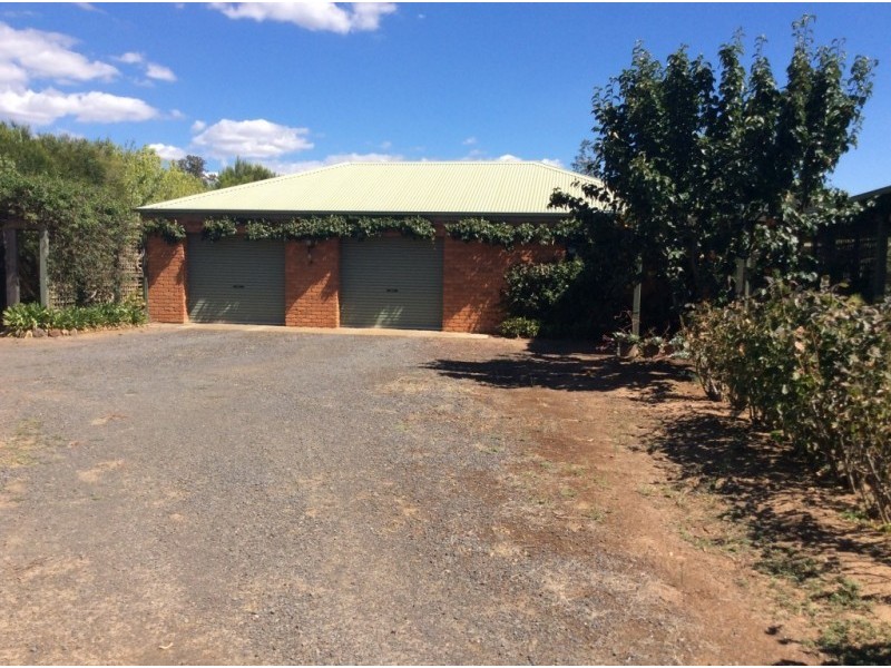 811 Edwards Road,, Marong VIC 3515