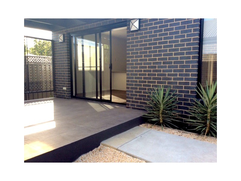 2/45 Mckenzie Street West, Golden Square VIC 3555