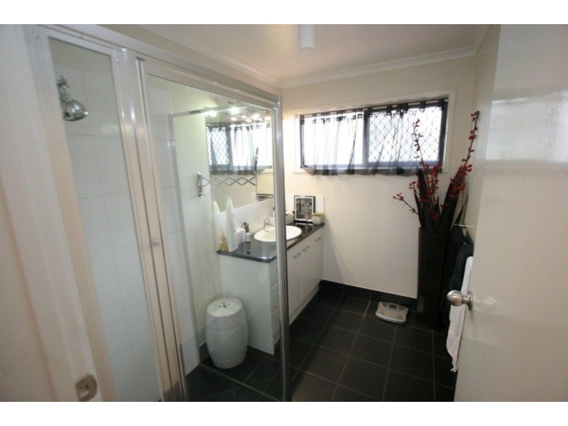 2/97B Panton Street, Golden Square VIC 3555