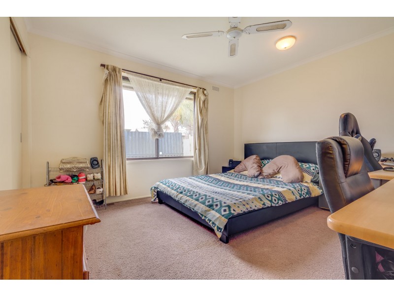 1 Smalley Street, California Gully VIC 3556