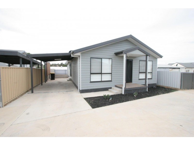 1/15 Daniel Street, Long Gully VIC 3550