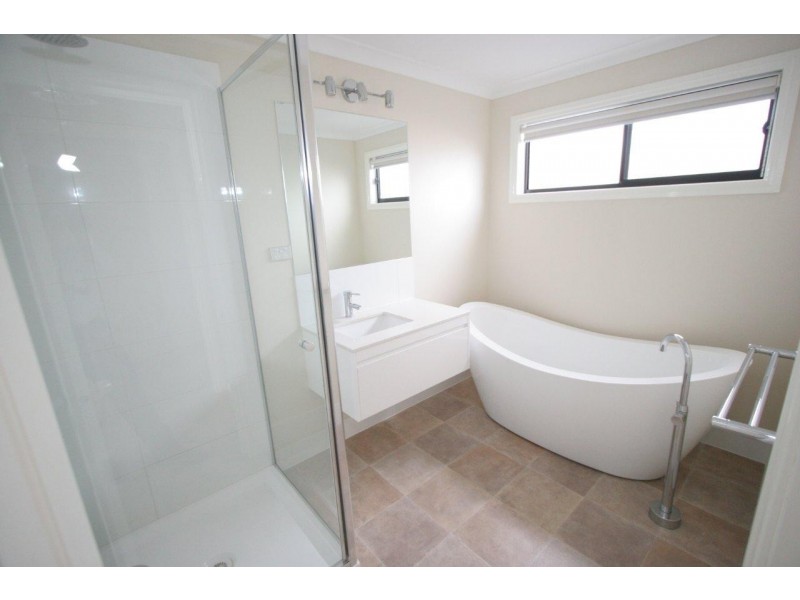 1/15 Daniel Street, Long Gully VIC 3550