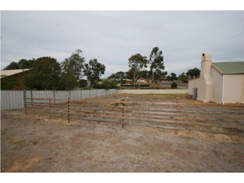 27 Barrell Street, California Gully VIC 3556