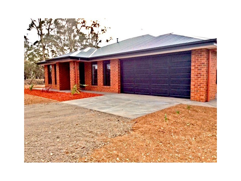 5B Three Chain Road, Sebastian VIC 3556