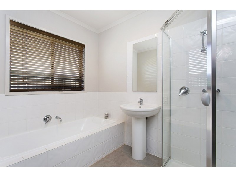 7 Kensington Grove, North Bendigo VIC 3550