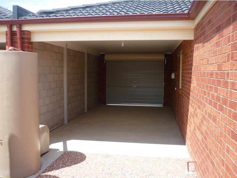 5/10 Druid Street, Golden Square VIC 3555