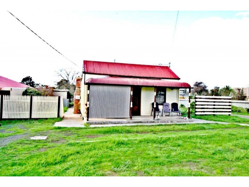110 Wood Street, California Gully VIC 3556