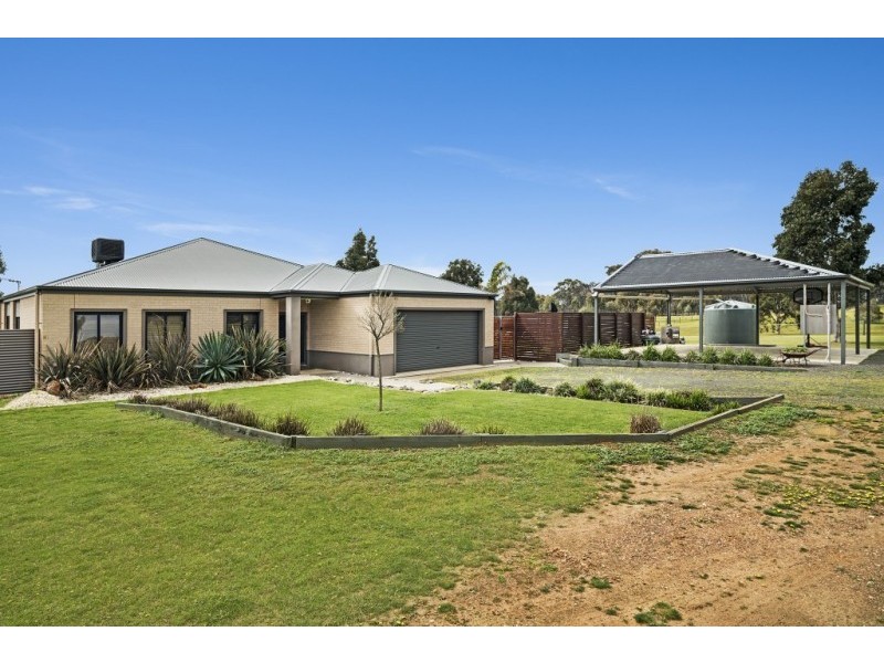 3 Yellow Box Drive,, Longlea VIC 3551