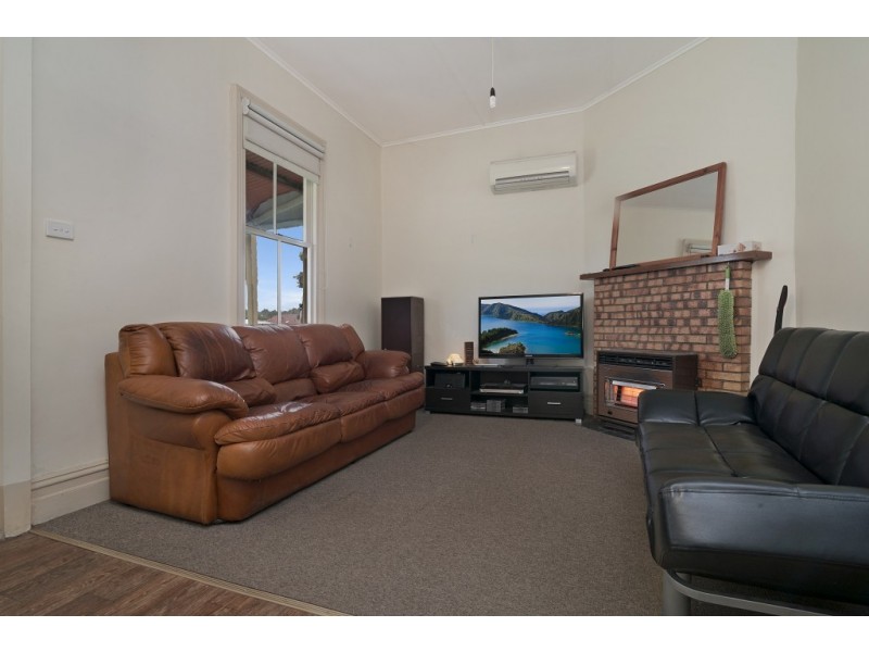 8 Baden Street, White Hills VIC 3550