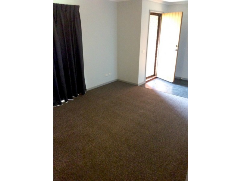 2 Balmoral Drive, Golden Square VIC 3555