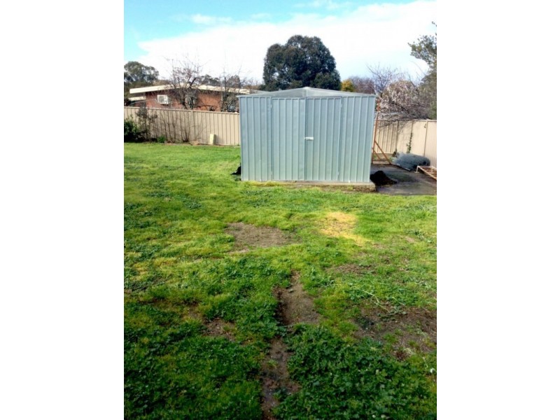 2 Balmoral Drive, Golden Square VIC 3555