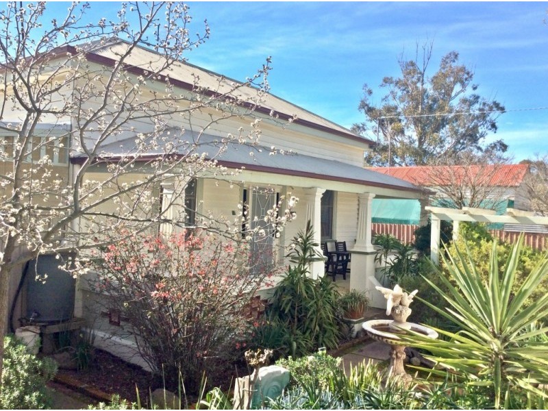 17 Grant Street, Goornong VIC 3557