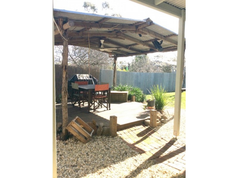 17 Grant Street, Goornong VIC 3557