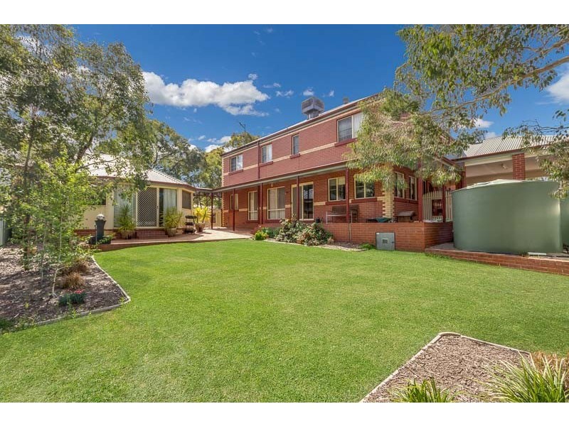 4 Clay Gully Court, Maiden Gully VIC 3551