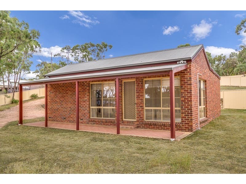 9 Clay Gully Court, Maiden Gully VIC 3551