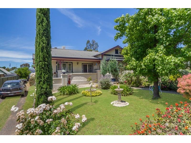 394 Eaglehawk Rd, Eaglehawk VIC 3556