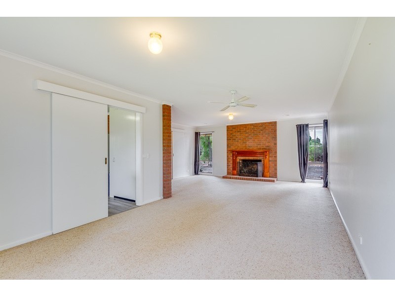19 Monsants Road, Maiden Gully VIC 3551