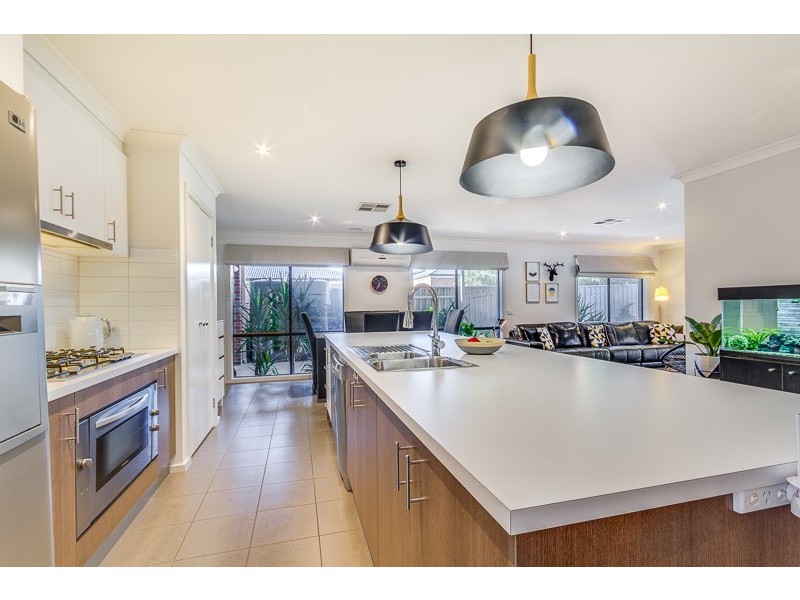 3 Klim Avenue, Kangaroo Flat VIC 3555