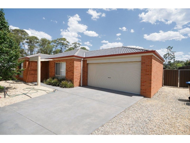 3 Soldatos Drive, Golden Square VIC 3555