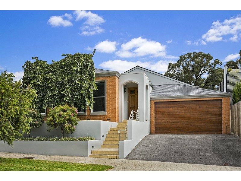 15 Marshall Crescent, Kennington VIC 3550