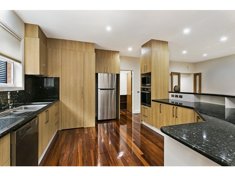 15 Marshall Crescent, Kennington VIC 3550