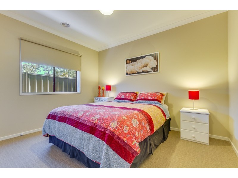 22 Riversdale Avenue, Eaglehawk VIC 3556