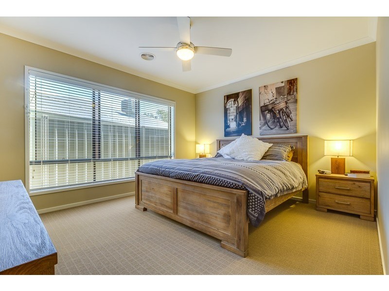 22 Riversdale Avenue, Eaglehawk VIC 3556