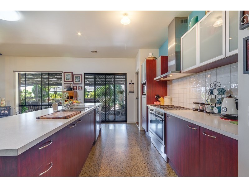 13 Marita Drive, Maiden Gully VIC 3551