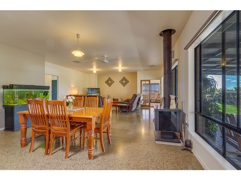 13 Marita Drive, Maiden Gully VIC 3551