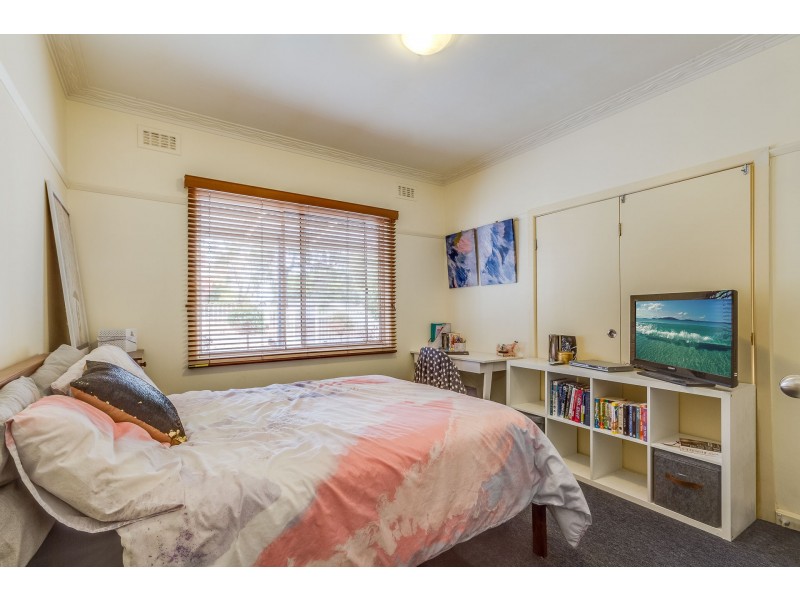 38 Valentine Street, Ironbark VIC 3550
