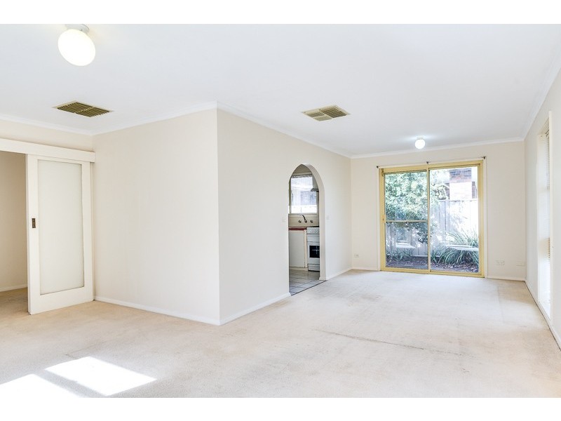 7 Amaroo Crescent, Strathdale VIC 3550