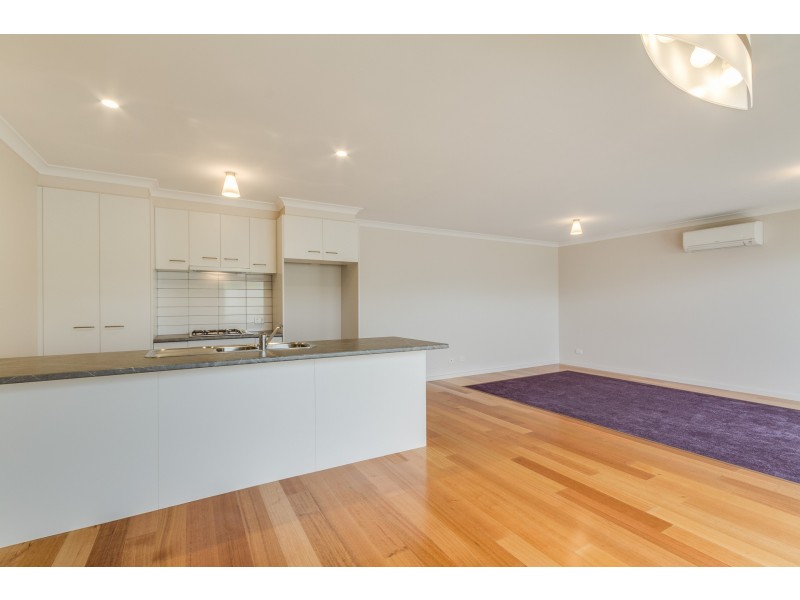 16A Daniel Street, Long Gully VIC 3550