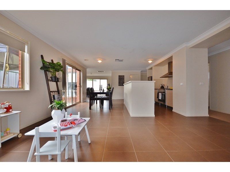 20 Klim Ave, Kangaroo Flat VIC 3555