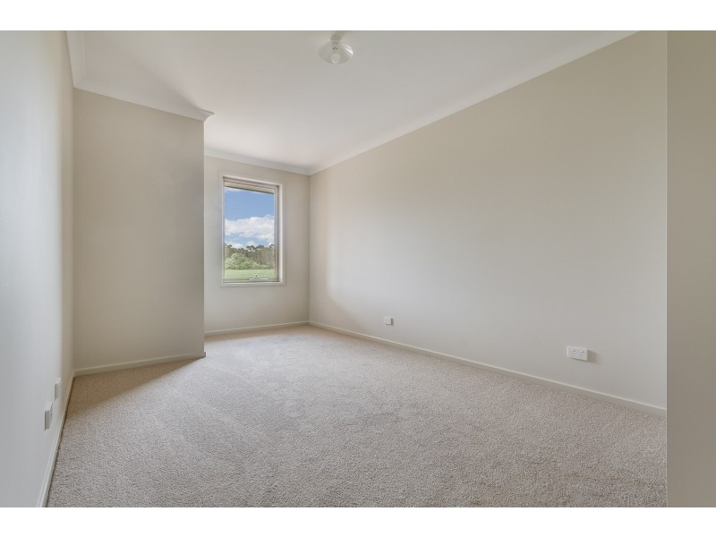 1/5 Waverley Road, Epsom VIC 3551
