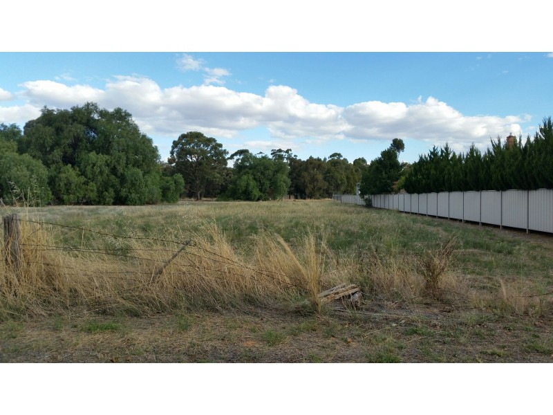 4 Grant Steet, Goornong VIC 3557