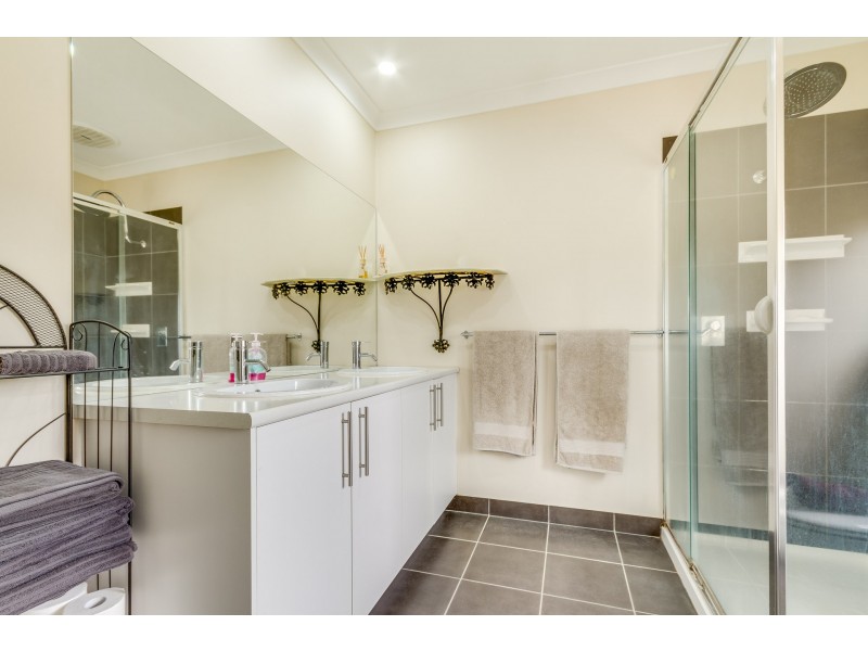 176 Sailors Gully Road, Eaglehawk VIC 3556