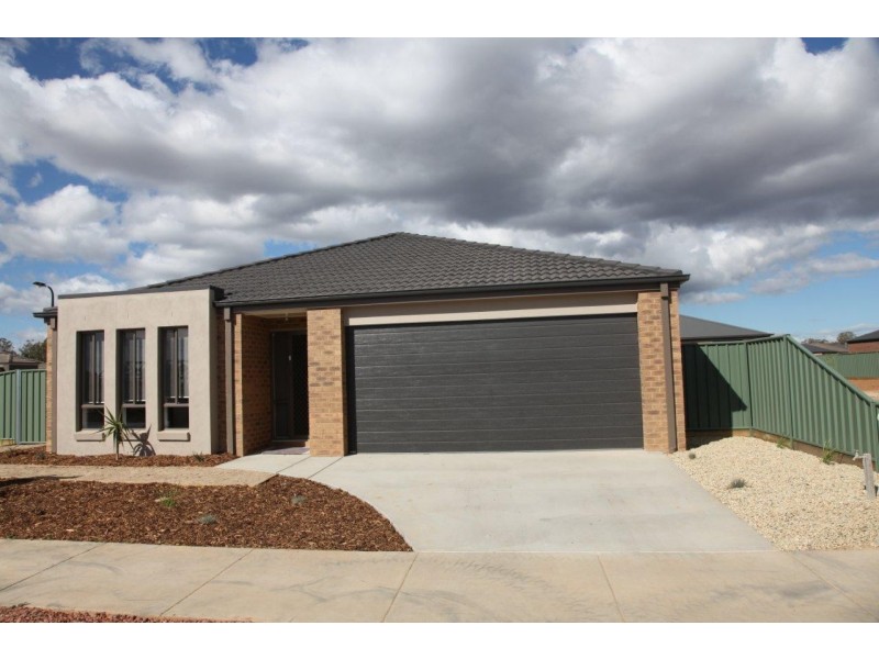 142 Ironstone Road, Ascot VIC 3551