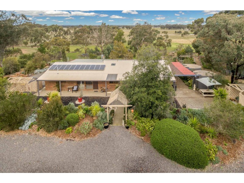 106 O’Sullivans Road, Marong VIC 3515