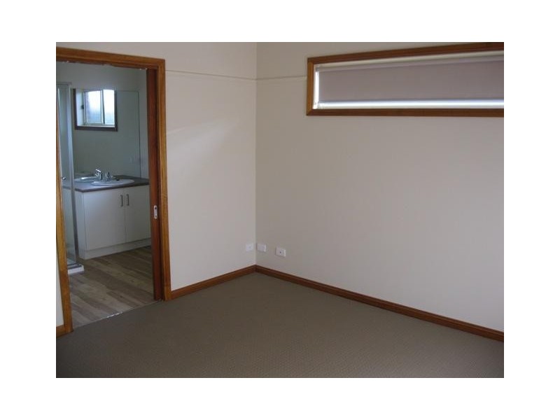 18 Brewery Road, Sailors Gully VIC 3556