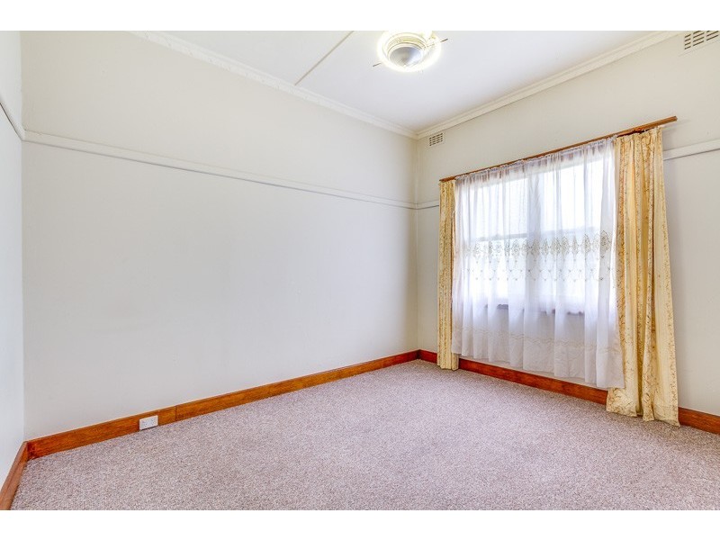 18 Ellis Street, Flora Hill VIC 3550