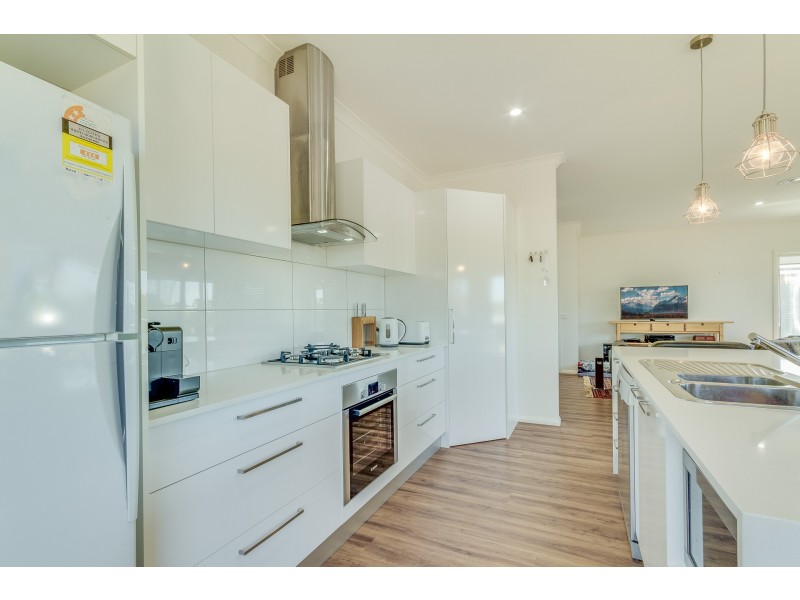 96C Mackenzie Street, Golden Square VIC 3555