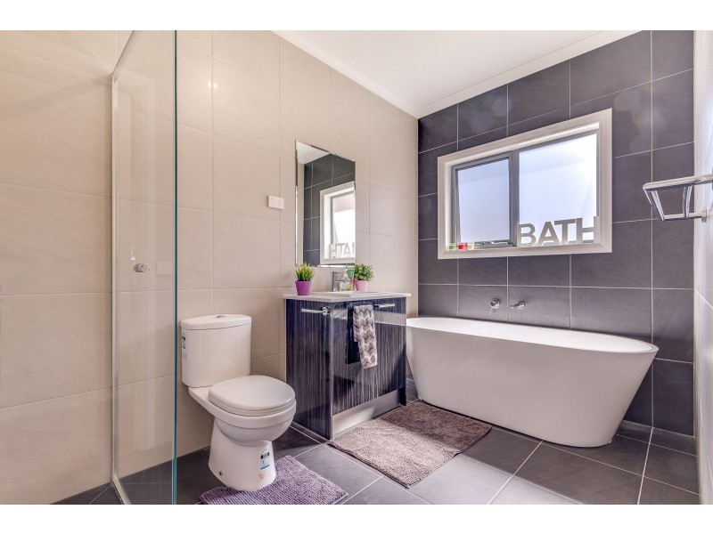 96C Mackenzie Street, Golden Square VIC 3555