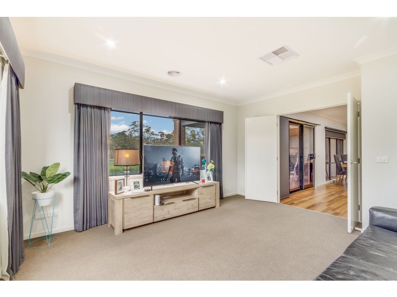 3 Shiraz Court, Maiden Gully VIC 3551