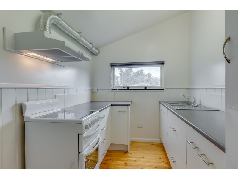 27 Barrell Street, California Gully VIC 3556
