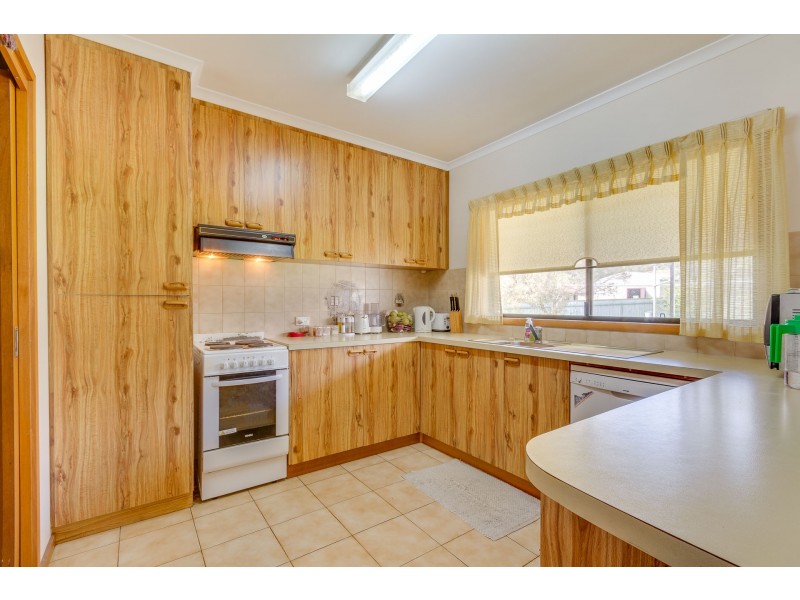 2 Hollywood Court, Strathdale VIC 3550