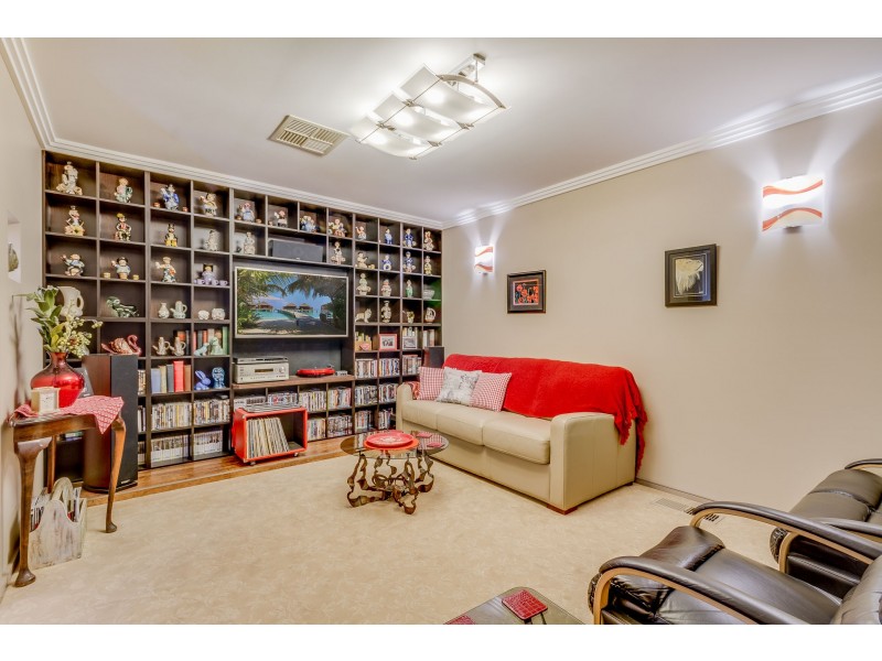 3 Pieper Terrace, Strathdale VIC 3550