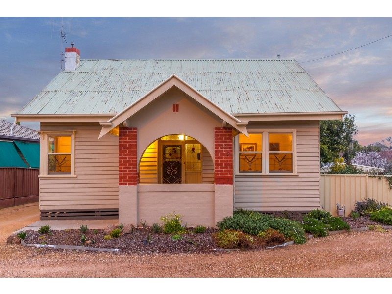 32 Townsend Street, Flora Hill VIC 3550